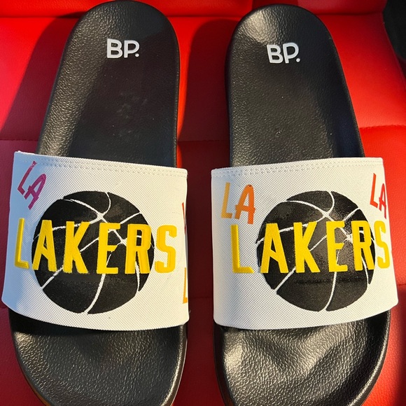 Custom - Picture 14 of 16